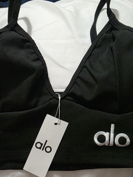 The Unbranded Brand Other - Yoga Black Sports Bra with Embroidered Logo